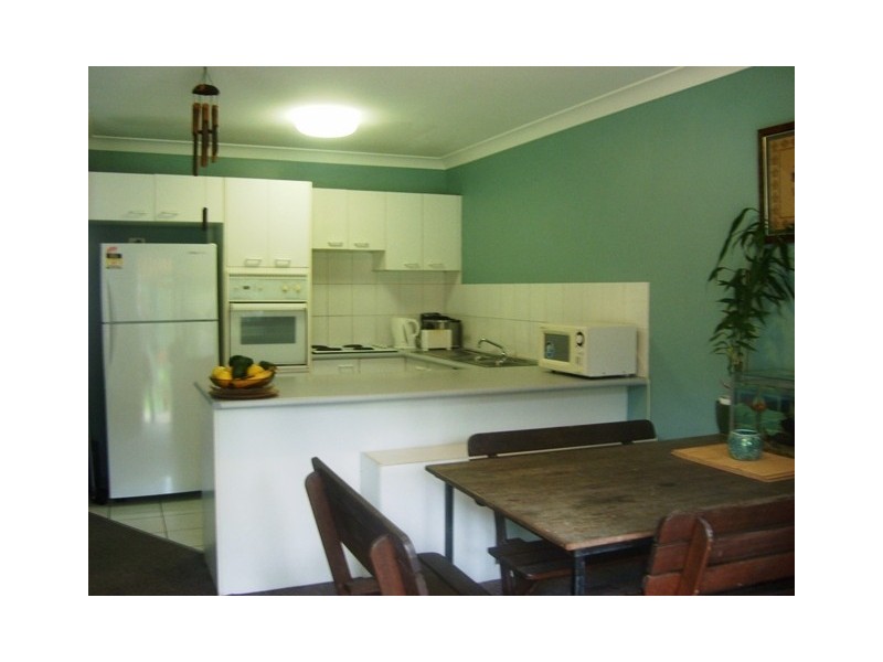 20 Huth Street, Labrador QLD 4215