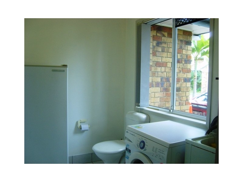 20 Huth Street, Labrador QLD 4215