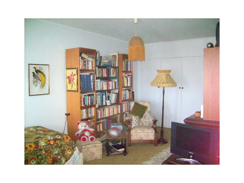 224 Marine Parade (Kimbar), Labrador QLD 4215