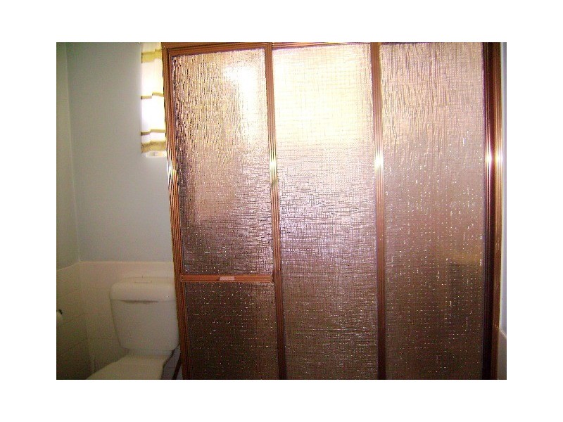 224 Marine Parade (Kimbar), Labrador QLD 4215