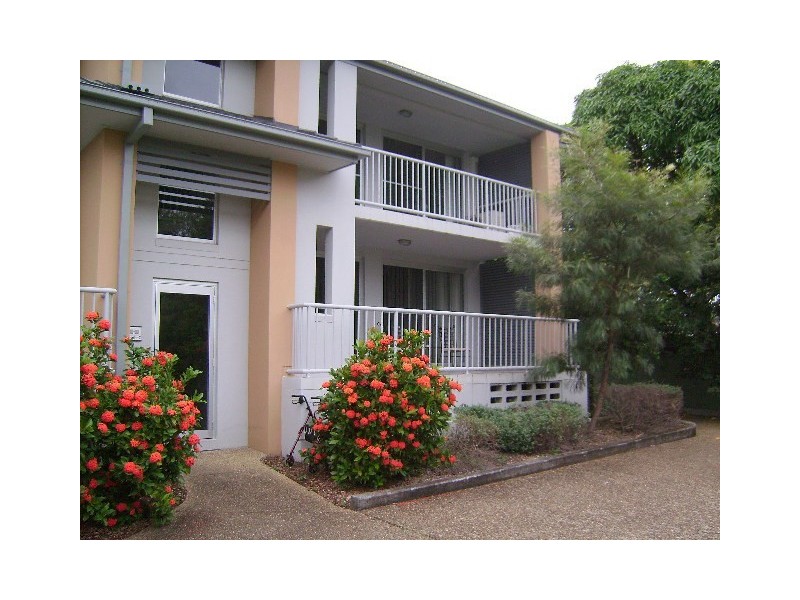 22 Oleander Avenue, Biggera Waters QLD 4216