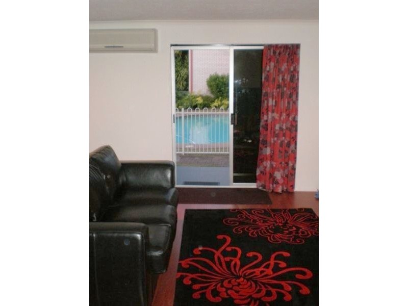 1/9 Loder Street, Biggera Waters QLD 4216