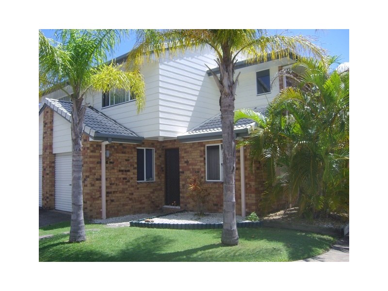 20 Huth Street, Labrador QLD 4215