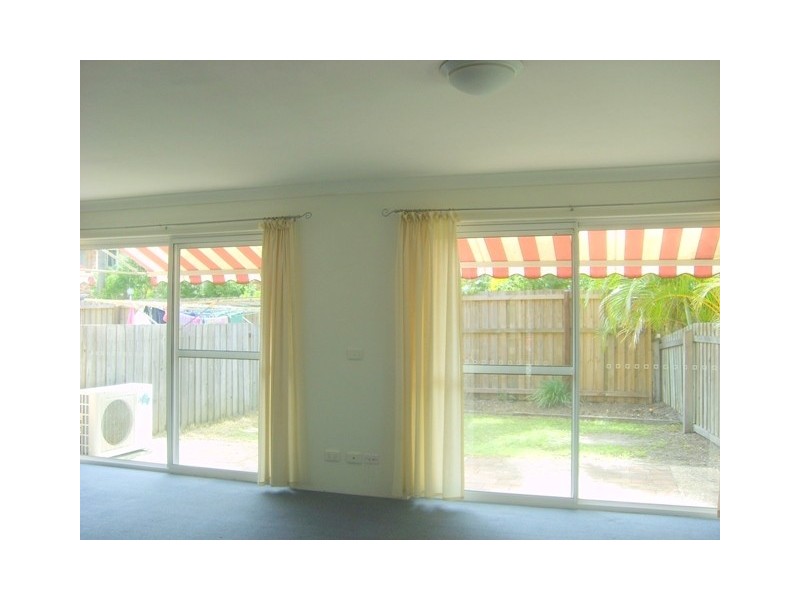 20 Huth Street, Labrador QLD 4215