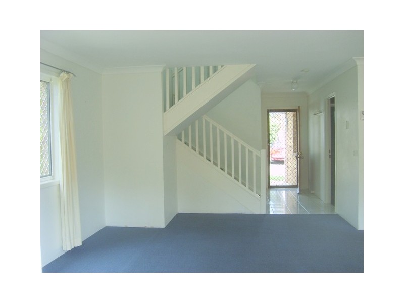 20 Huth Street, Labrador QLD 4215