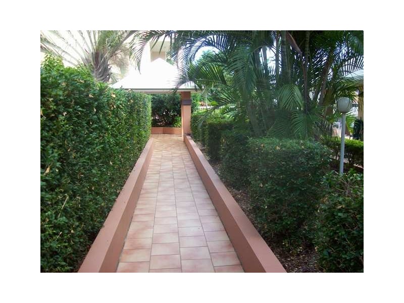 20/11 Taylor Street, Biggera Waters QLD 4216