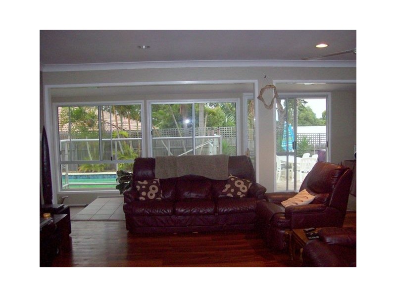 39 Mungala Street, Hope Island QLD 4212