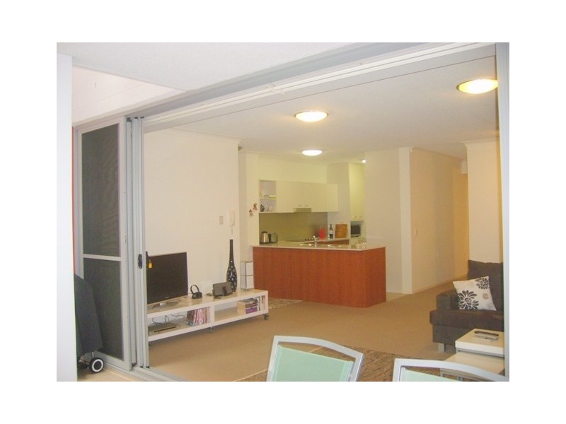 13 Bright Avenue, Labrador QLD 4215