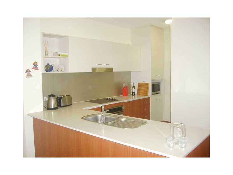 13 Bright Avenue, Labrador QLD 4215