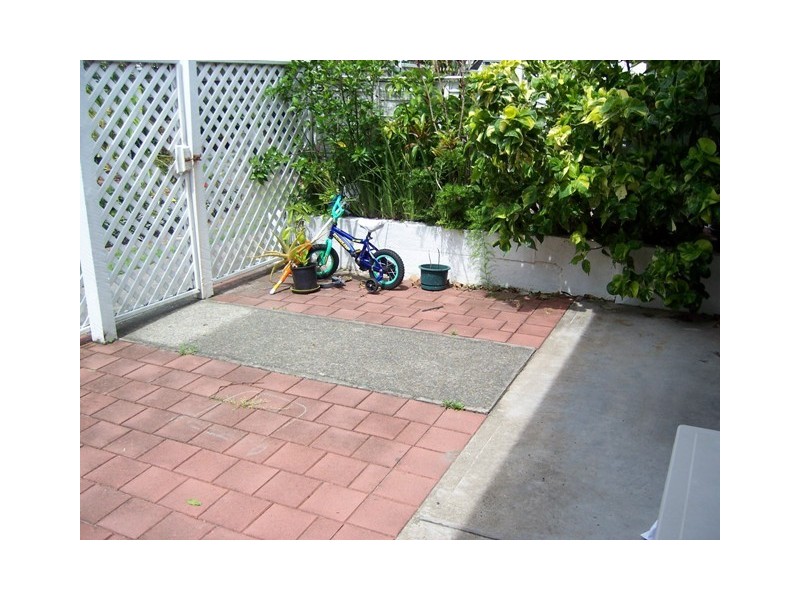 3/60 Frank Street, Labrador QLD 4215