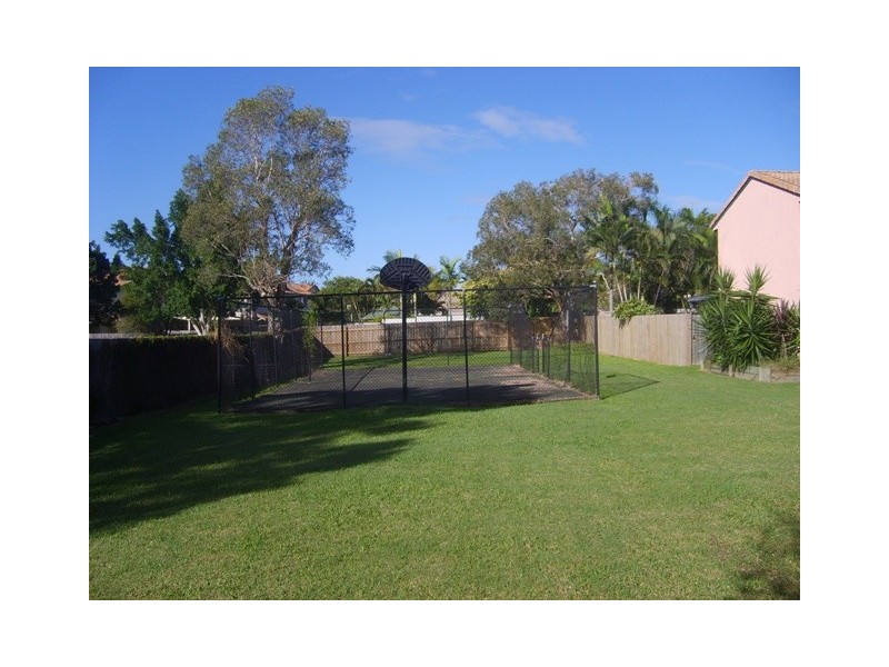 3/202 Central Street, Labrador QLD 4215