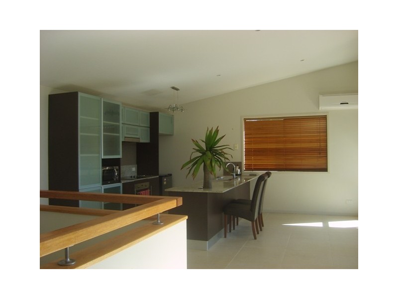 30 Broad Street, Labrador QLD 4215