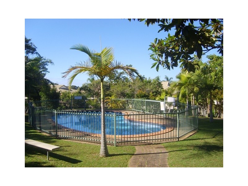 24/71 Olsen Avenue, Labrador QLD 4215