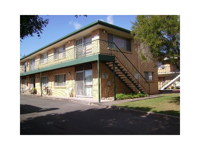 2/39 Middle Street, Labrador QLD 4215