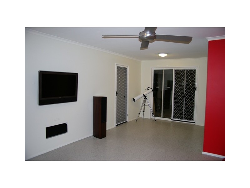 35 Captain Cook Close, Arundel QLD 4214