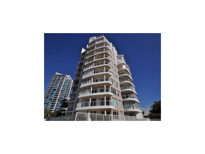 5/242 Marine Parade (Pearl Sur Mer), Labrador QLD 4215