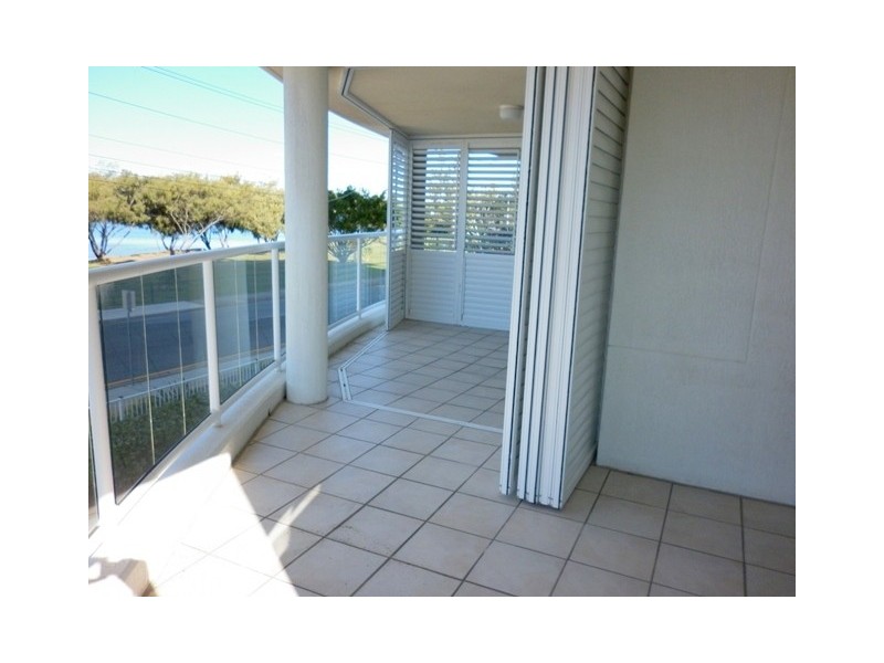 5/242 Marine Parade (Pearl Sur Mer), Labrador QLD 4215