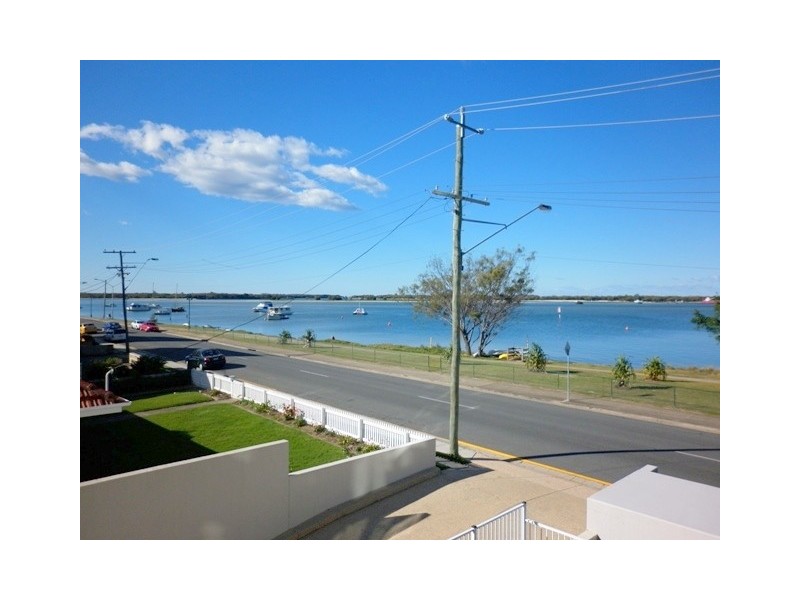 5/242 Marine Parade (Pearl Sur Mer), Labrador QLD 4215