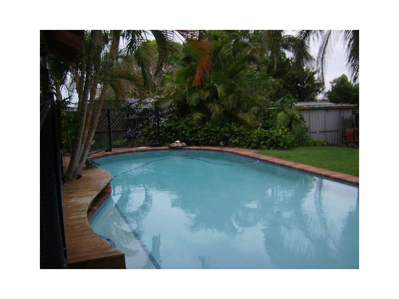 19 Warrener Street, Nerang QLD 4211