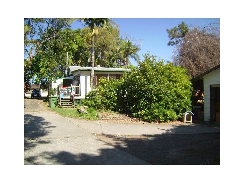 93 Musgrave Avenue, Labrador QLD 4215