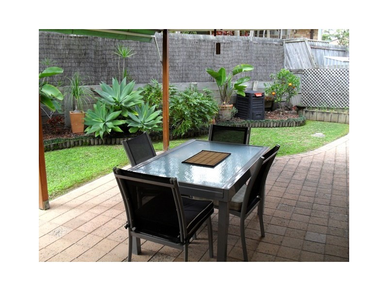 1/3 Penny Place, Arundel QLD 4214
