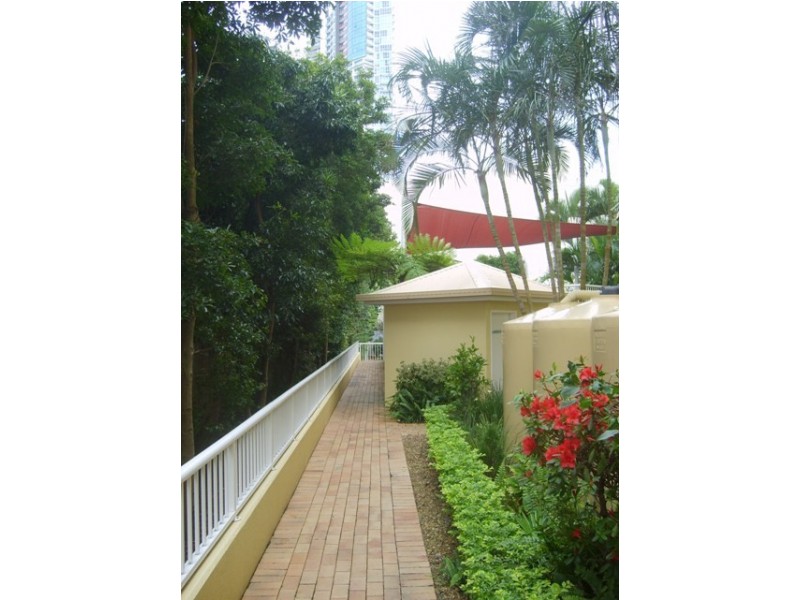 53/30 Marine Parade (Grandview Apartments), Southport QLD 4215