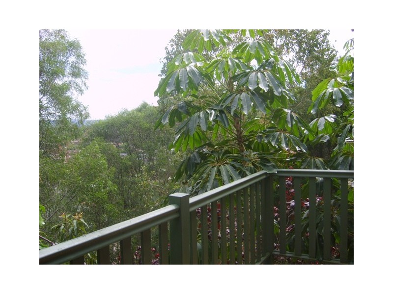 6 Crestridge Crescent, Oxenford QLD 4210
