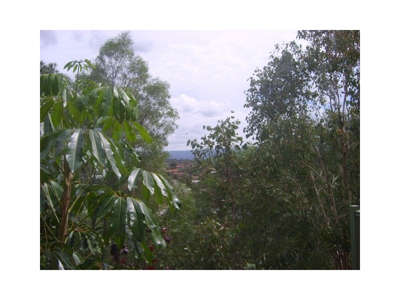 6 Crestridge Crescent, Oxenford QLD 4210