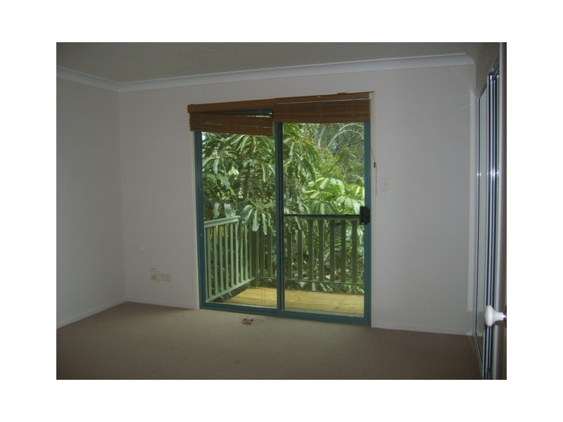 6 Crestridge Crescent, Oxenford QLD 4210