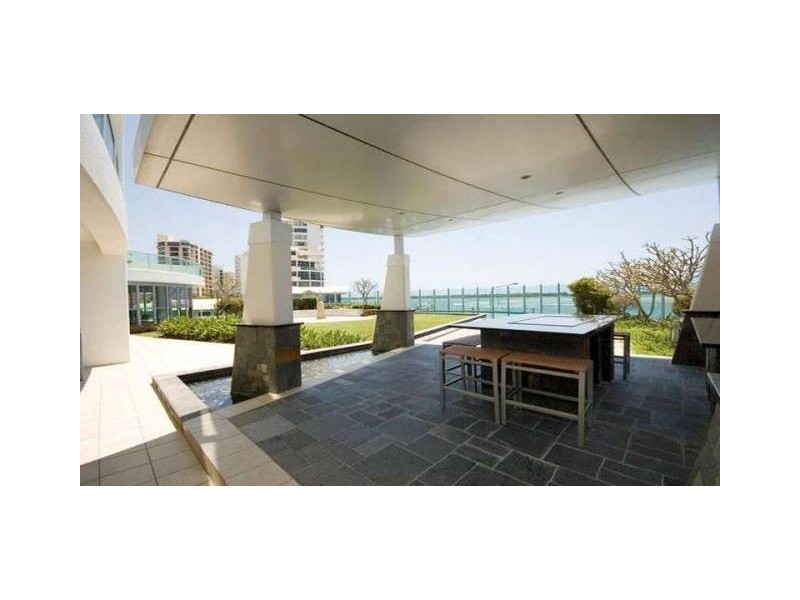 300 Marine Parade (Aqua), Labrador QLD 4215