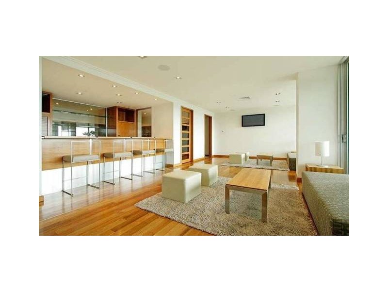 300 Marine Parade (Aqua), Labrador QLD 4215
