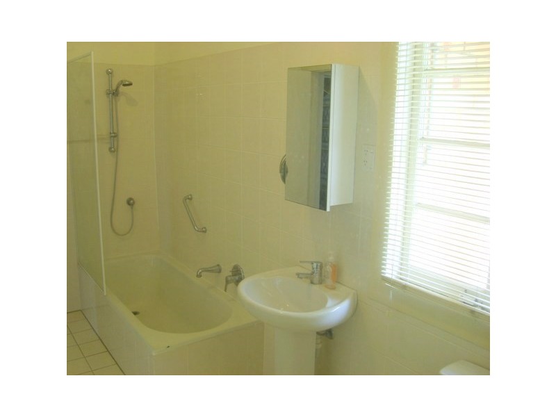 113 High Street, Southport QLD 4215