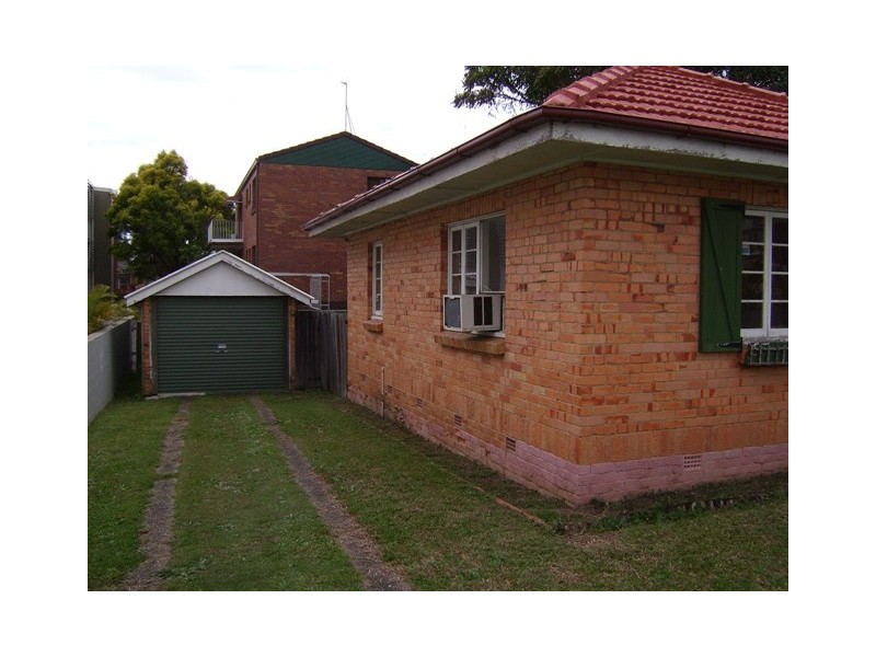 113 High Street, Southport QLD 4215