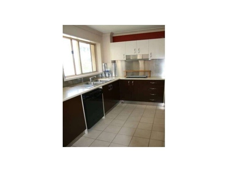 9/25 Lather Street, Southport QLD 4215