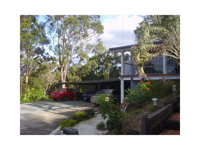 35  Castle Hill Drive South, Gaven QLD 4211