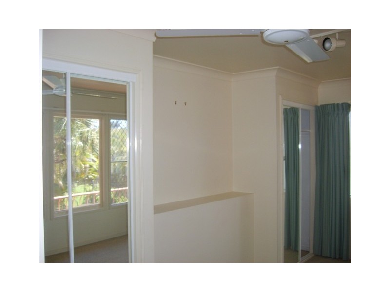 12 Saltash Street, Labrador QLD 4215