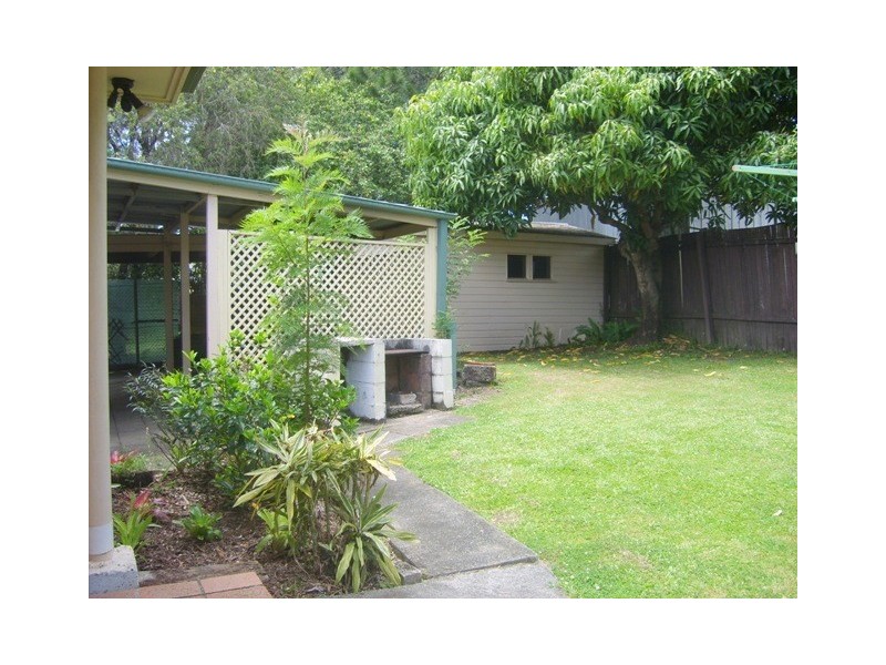 12 Saltash Street, Labrador QLD 4215