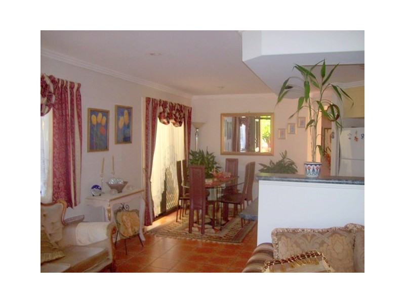 1/13 Jenaya Place, Labrador QLD 4215