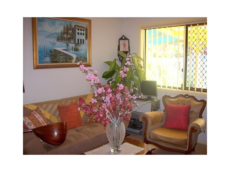 1/13 Jenaya Place, Labrador QLD 4215