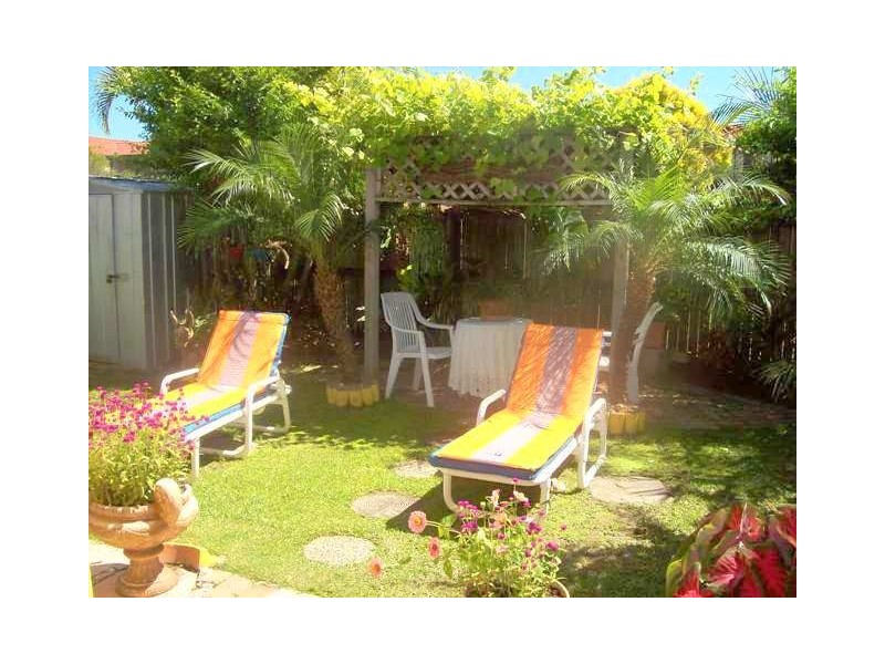 1/13 Jenaya Place, Labrador QLD 4215