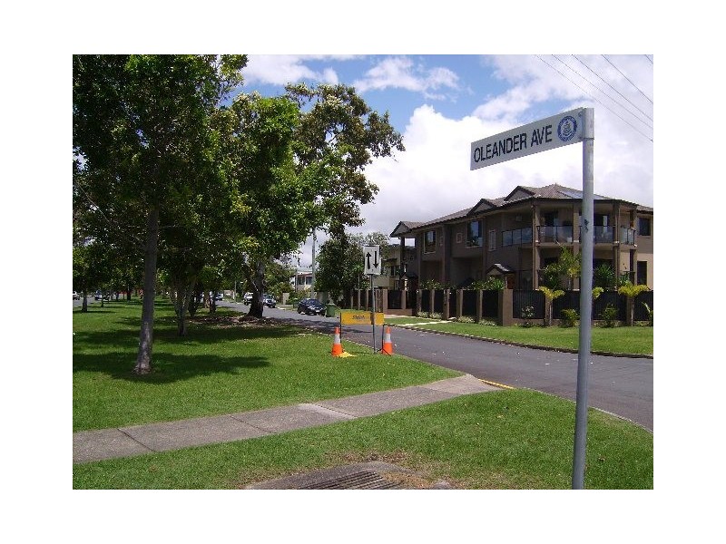 23 Oleander Avenue, Biggera Waters QLD 4216