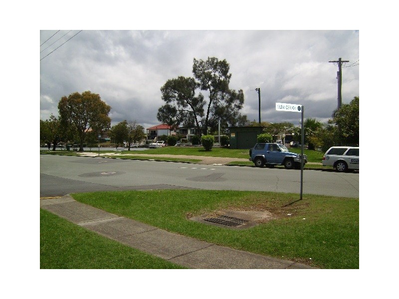 23 Oleander Avenue, Biggera Waters QLD 4216