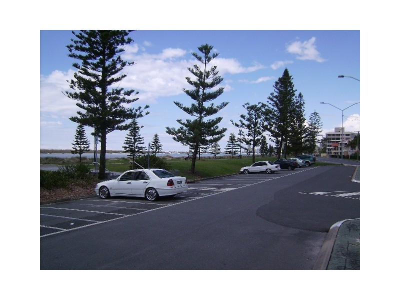 23 Oleander Avenue, Biggera Waters QLD 4216