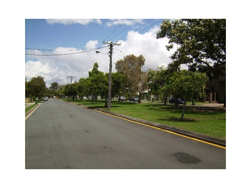 23 Oleander Avenue, Biggera Waters QLD 4216