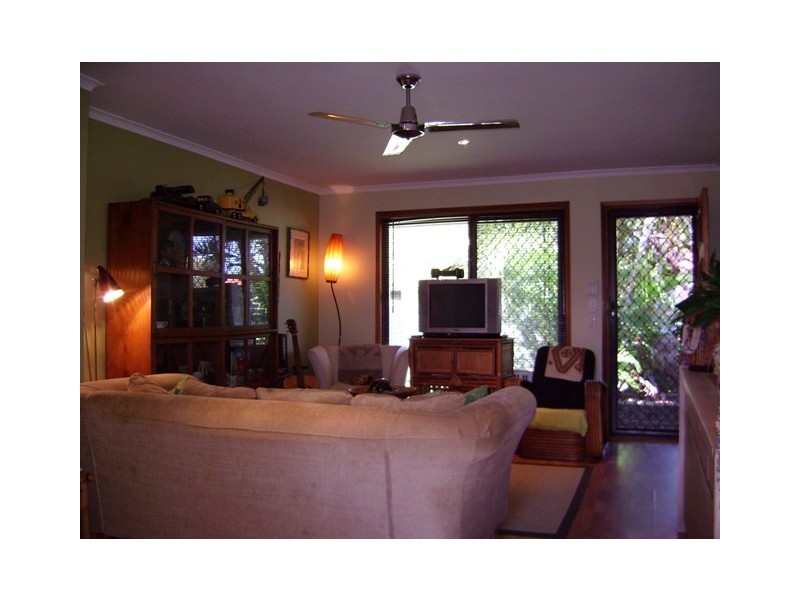 1/273 Government Road, Labrador QLD 4215