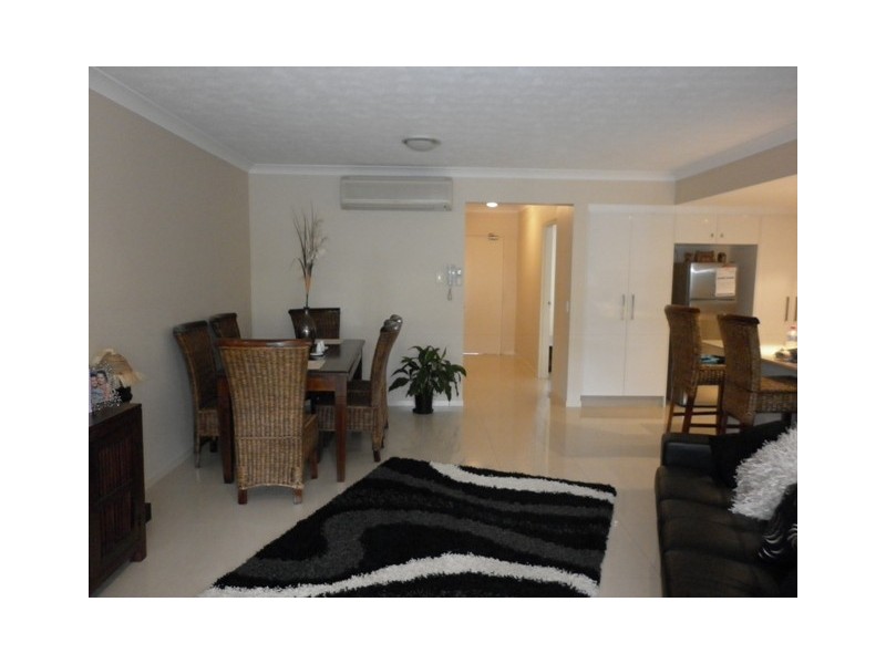 Labrador QLD 4215