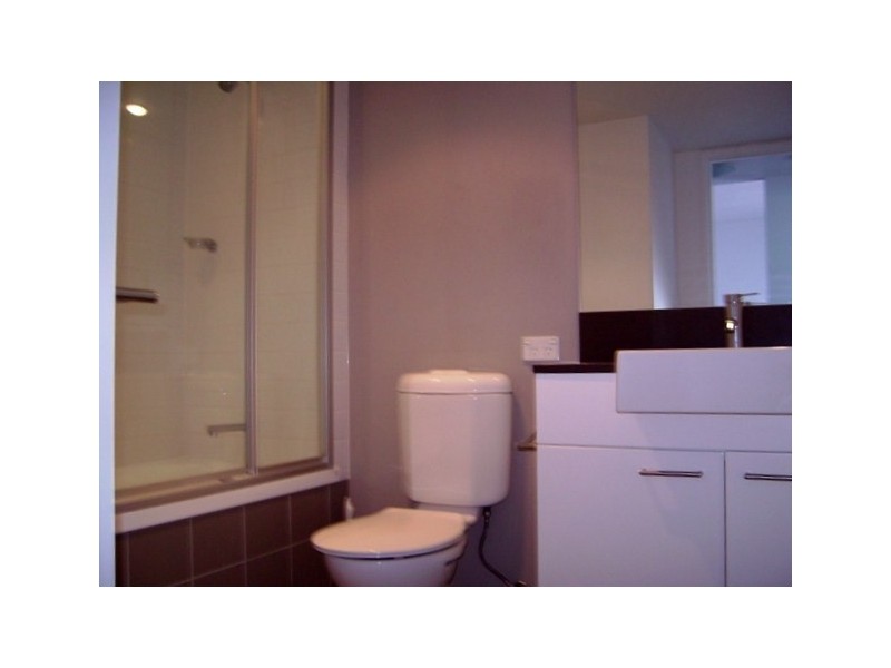 1239/56 Scarborough, Southport QLD 4215