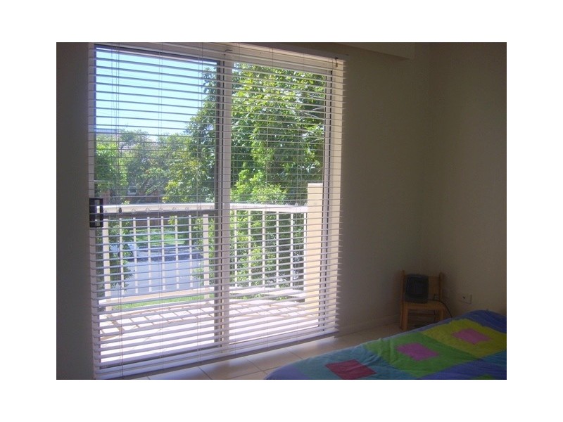 1/36 Back Street, Biggera Waters QLD 4216