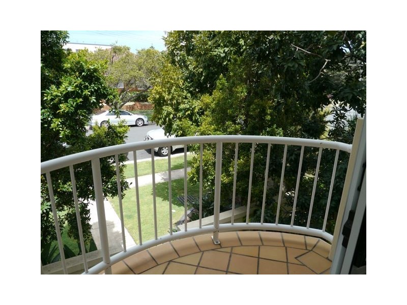 1/36 Back Street, Biggera Waters QLD 4216