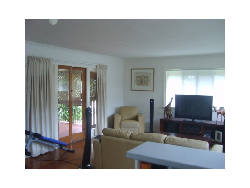 36 Ernest Street, Labrador QLD 4215